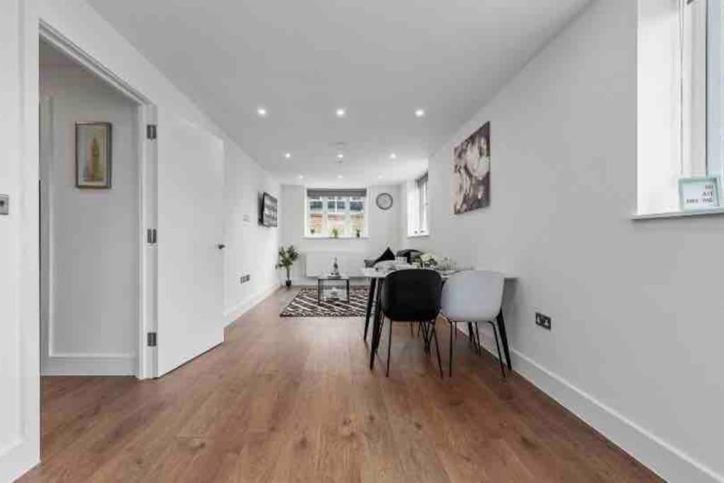 Cozy Flat Near London Eye/ Victoria / Vauxhall Appartement Buitenkant foto