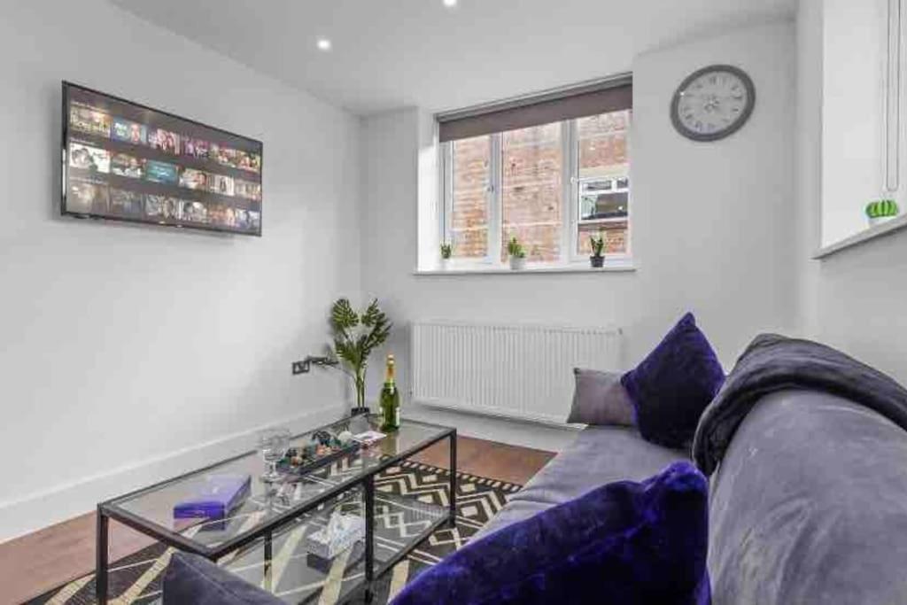 Cozy Flat Near London Eye/ Victoria / Vauxhall Appartement Buitenkant foto