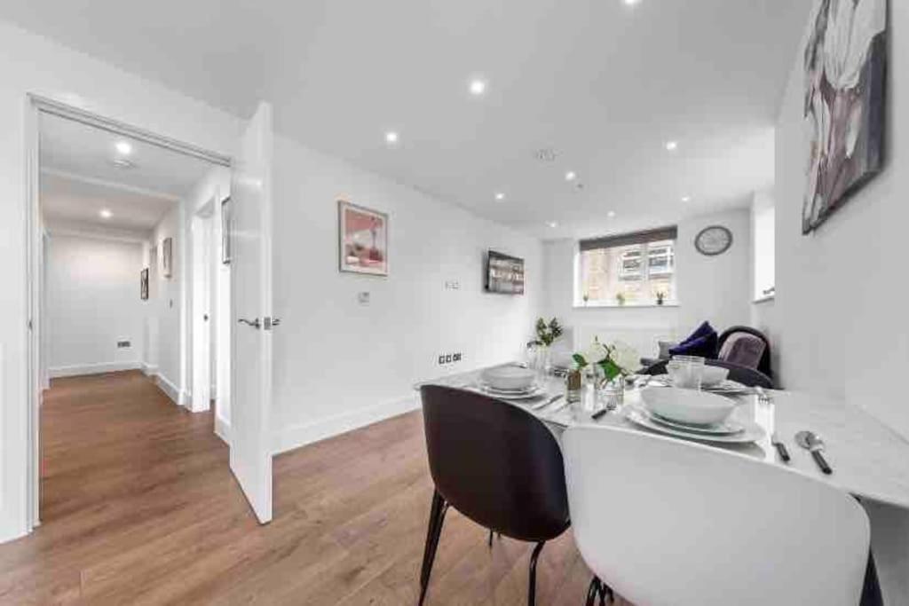 Cozy Flat Near London Eye/ Victoria / Vauxhall Appartement Buitenkant foto
