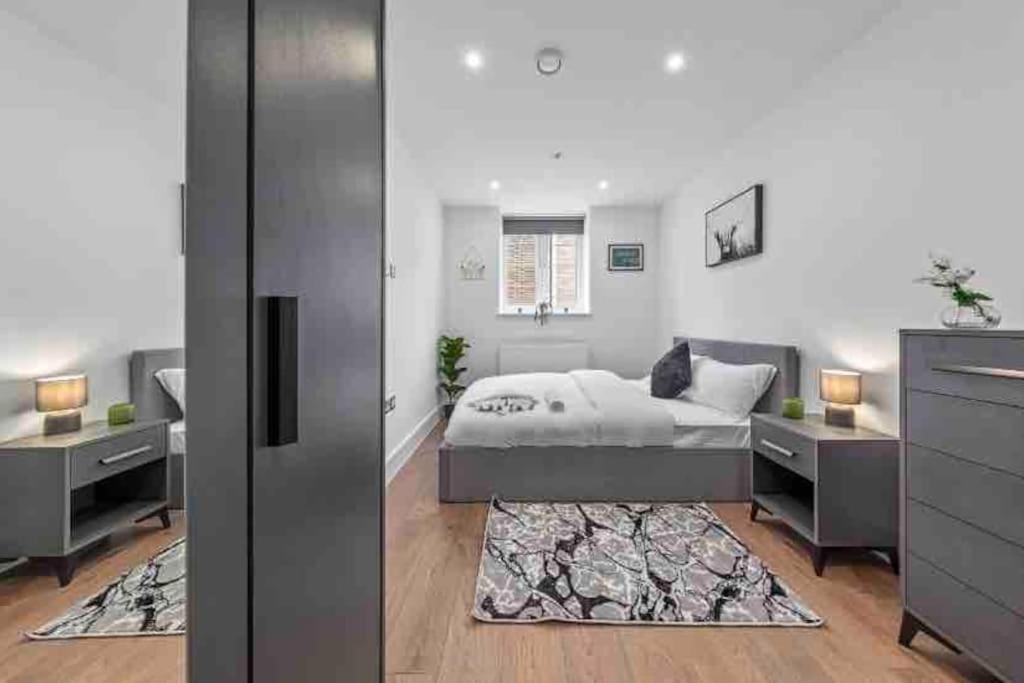 Cozy Flat Near London Eye/ Victoria / Vauxhall Appartement Buitenkant foto