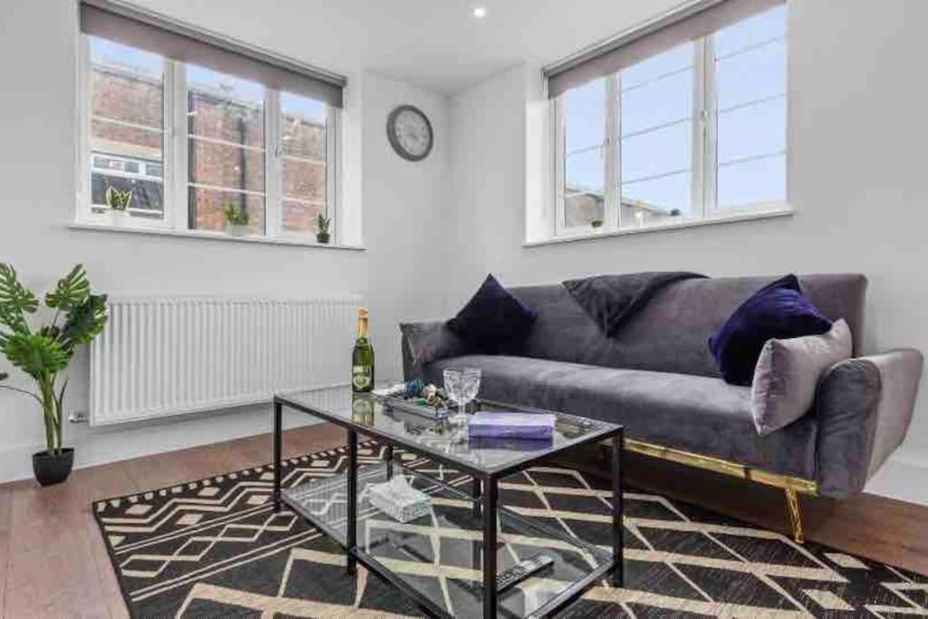 Cozy Flat Near London Eye/ Victoria / Vauxhall Appartement Buitenkant foto