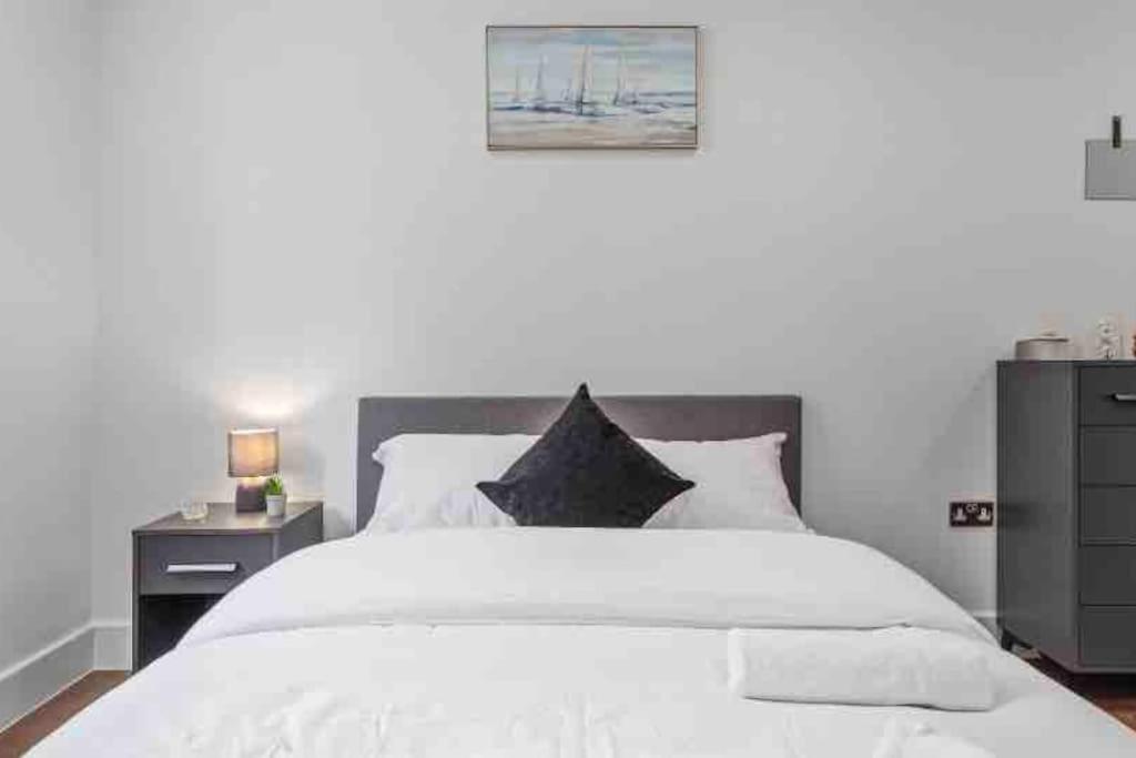 Cozy Flat Near London Eye/ Victoria / Vauxhall Appartement Buitenkant foto