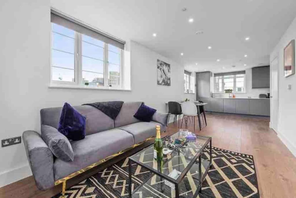 Cozy Flat Near London Eye/ Victoria / Vauxhall Appartement Buitenkant foto
