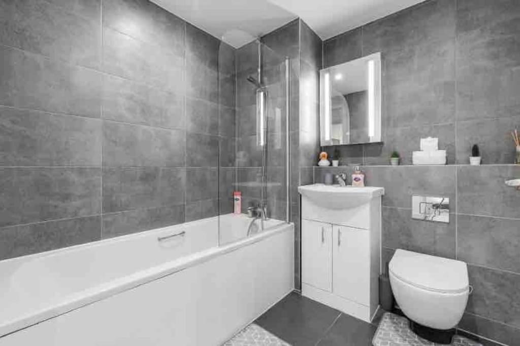 Cozy Flat Near London Eye/ Victoria / Vauxhall Appartement Buitenkant foto